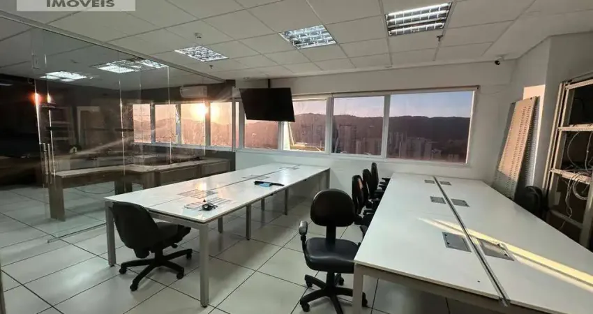 Sala Comercial para alugar em Vila Partenio de 150.00m² com 3 Garagens