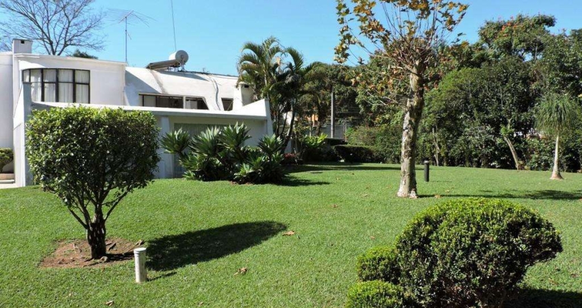 Casa de Condomínio para venda em Granja Viana de 804.00m² com 4 Quartos, 4 Suites e 2 Garagens