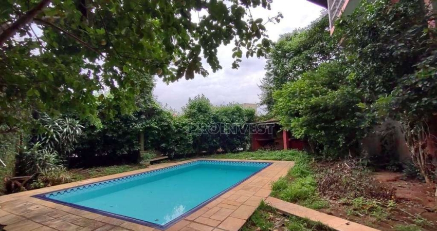 Casa de Condomínio para venda em Granja Viana de 352.00m² com 4 Quartos, 2 Suites e 5 Garagens