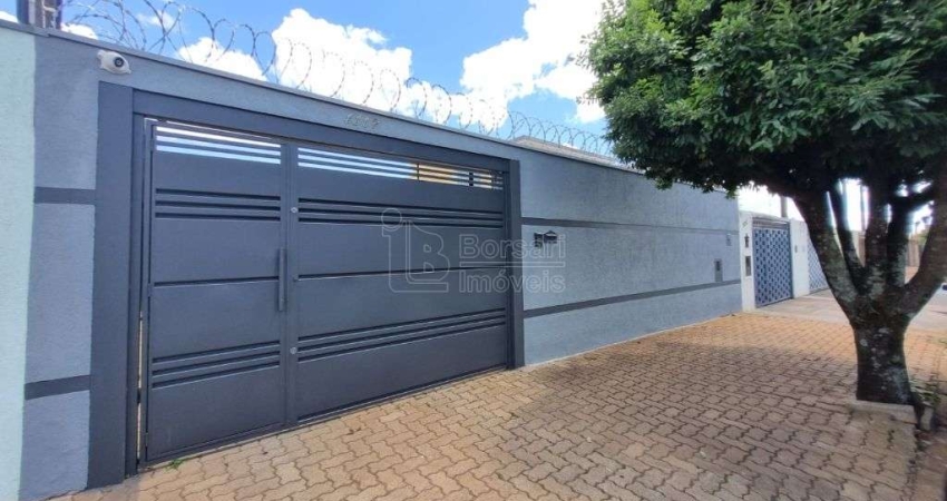 Casa para venda em Jardim Das Estações (vila Xavier) de 238.00m² com 3 Quartos, 1 Suite e 4 Garagens