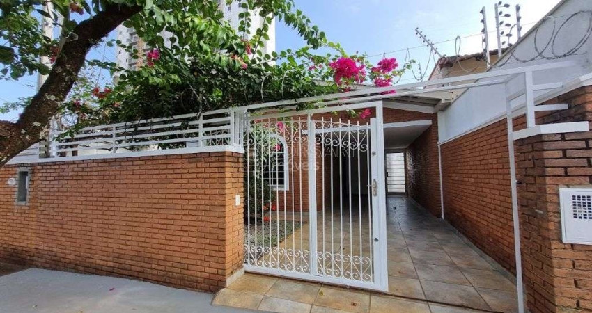 Casa para venda em Centro de 148.00m² com 2 Quartos e 2 Garagens