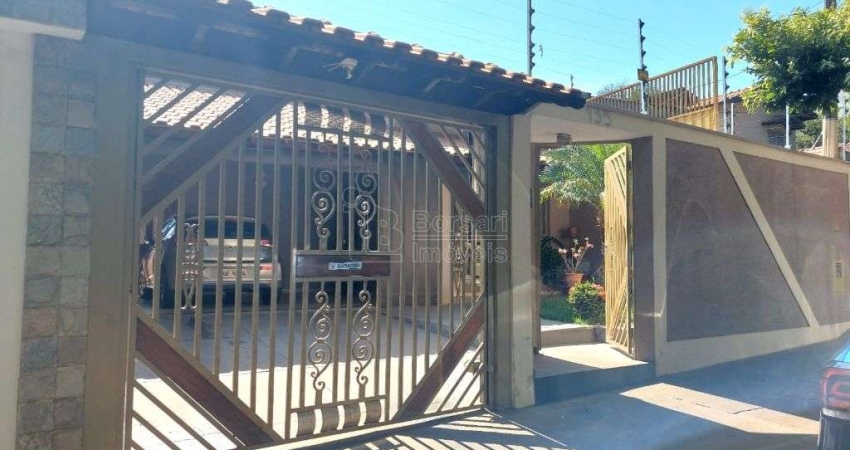 Casa para venda em Jardim Arangá de 210.00m² com 3 Quartos e 1 Suite