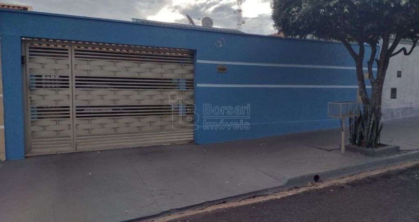 Casa para venda em Jardim Pinheiros (vila Xavier) de 158.00m² com 3 Quartos, 1 Suite e 3 Garagens