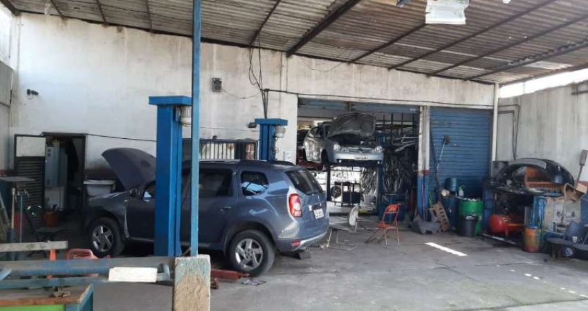 Galpão / Depósito / Armazém para alugar em Parque São Vicente de 300.00m² com 1 Garagem