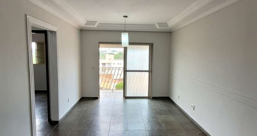 Apartamento para alugar em Jardim Santa Lúcia de 84.00m² com 2 Quartos e 2 Garagens