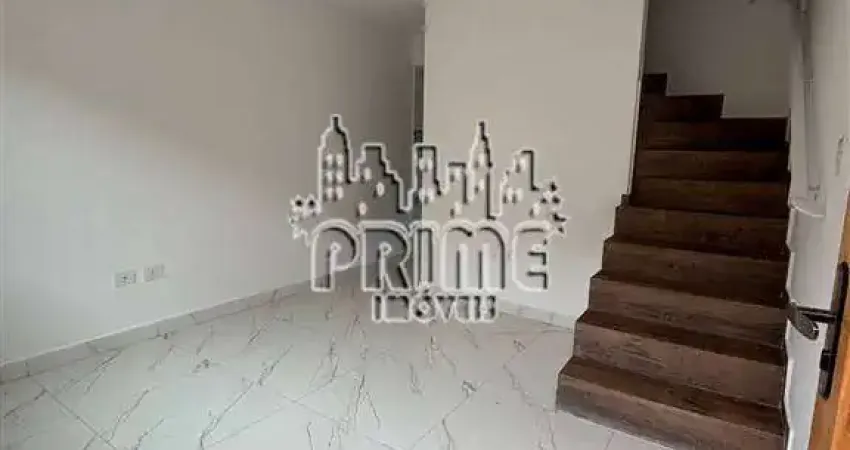 Sobrado para venda em Guilhermina de 55.00m² com 2 Quartos, 1 Suite e 1 Garagem