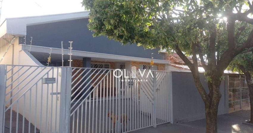 Casa para venda em Parque Industrial de 200.00m² com 3 Quartos e 2 Garagens