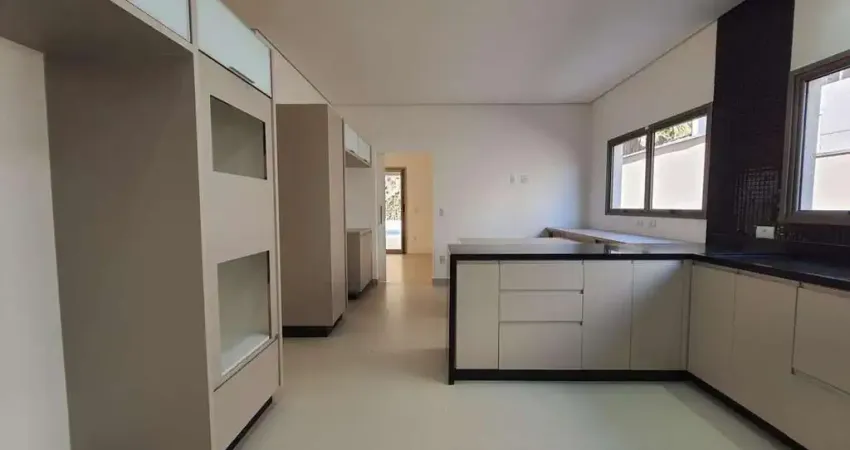 Casa de Condomínio para venda em Alphaville Residencial Um de 520.00m² com 4 Quartos, 4 Suites e 4 Garagens