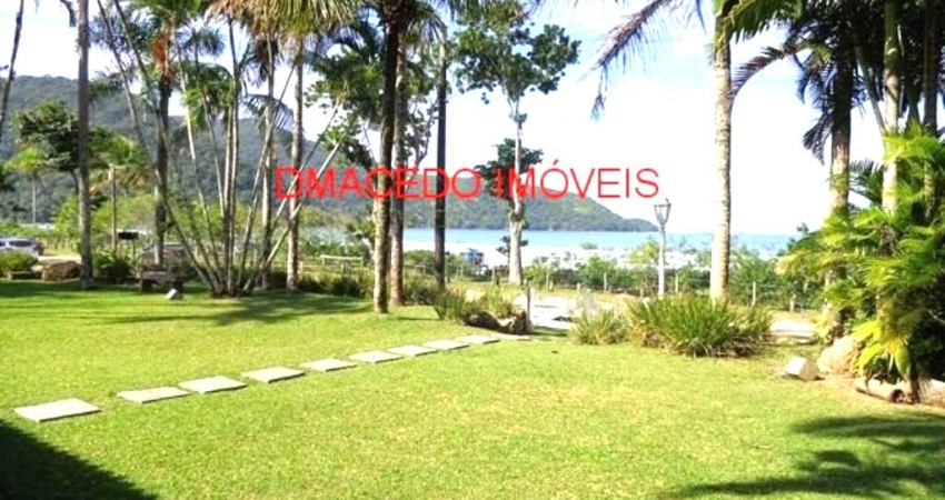 Casa para venda em Condominio Lagoinha de 1110.00m² com 6 Quartos, 6 Suites e 8 Garagens