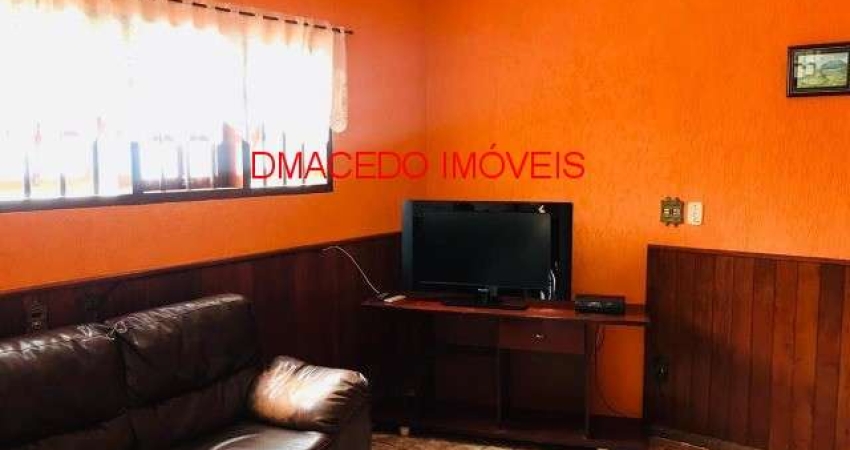 Casa para venda em Praia Maranduba de 216.00m² com 2 Quartos, 1 Suite e 2 Garagens