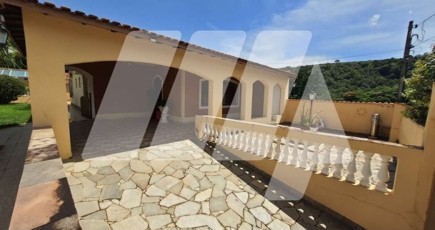 Casa para venda em São Pedro de 188.00m² com 3 Quartos, 1 Suite e 2 Garagens