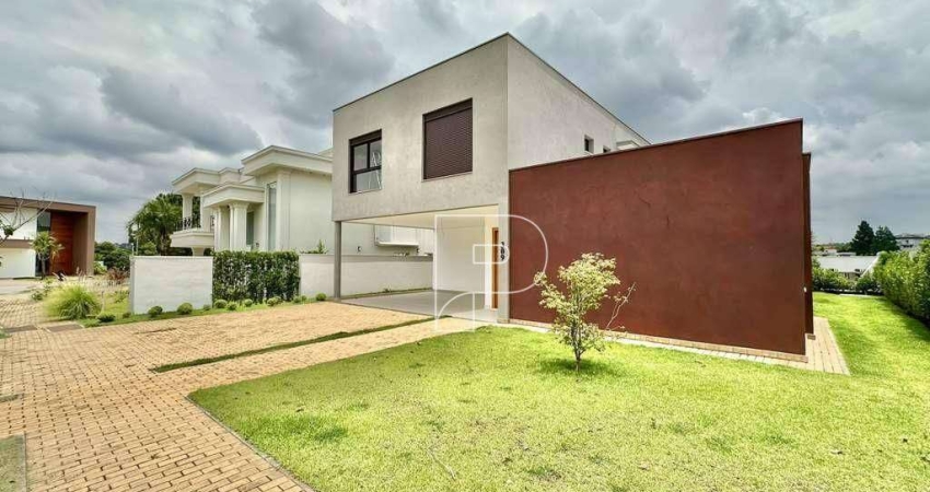 Casa de Condomínio para venda e aluguel em Alphaville Granja Viana de 350.00m² com 4 Quartos, 4 Suites e 2 Garagens