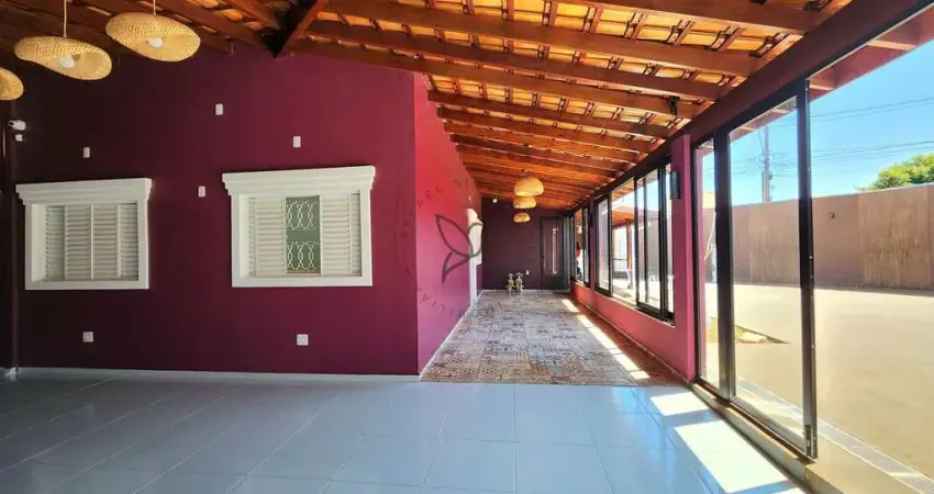 Casa para venda em Residencial Greenville de 169.00m² com 3 Quartos, 1 Suite e 3 Garagens
