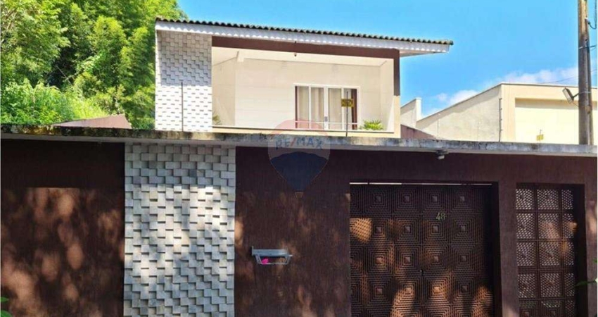 Casa para alugar em Jardim Ângelo de 150.00m² com 3 Quartos, 1 Suite e 4 Garagens