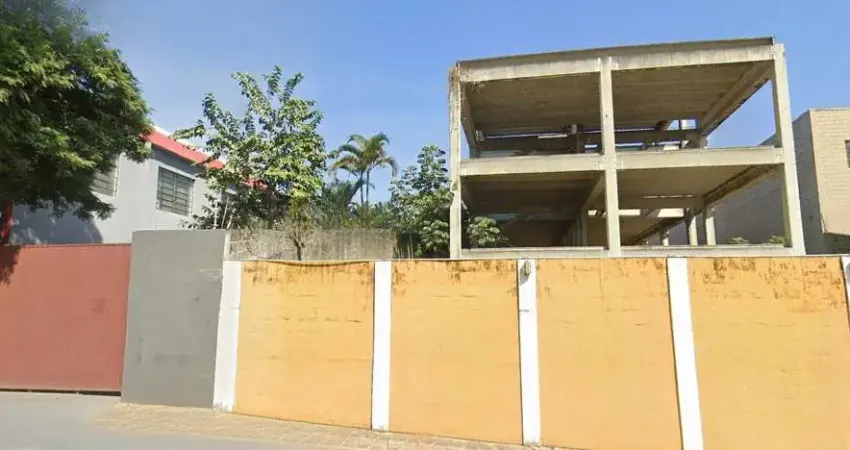 Galpão / Depósito / Armazém para venda em Chácaras Reunidas de 1800.00m²