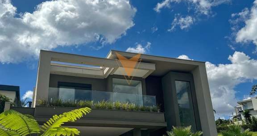 Casa para venda em Tamboré de 403.00m² com 5 Quartos, 5 Suites e 3 Garagens