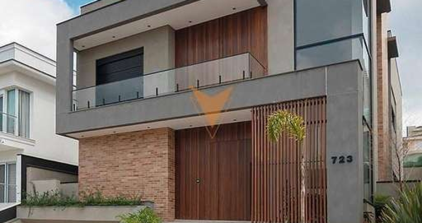 Casa para venda em Alphaville de 480.00m² com 4 Quartos, 4 Suites e 5 Garagens