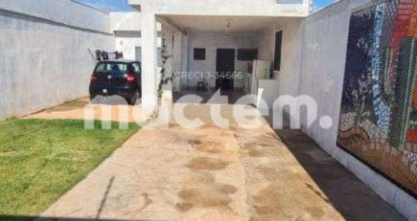Casa para venda em Parque Das Gaivotas de 60.00m² com 1 Quarto e 4 Garagens