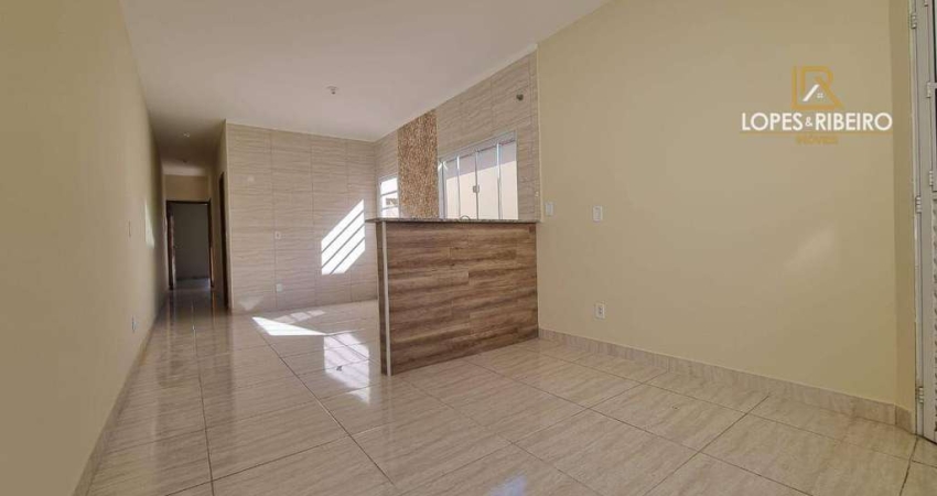 Casa para venda em Jardim Iolanda de 73.00m² com 2 Quartos e 2 Garagens