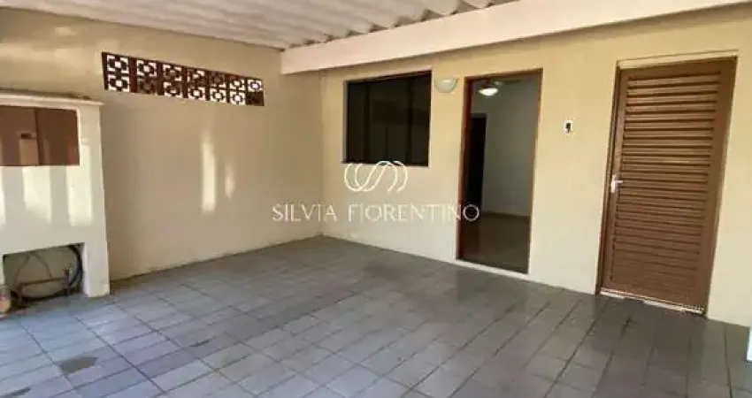 Casa para venda em Parque São Cristóvão de 125.00m² com 2 Quartos e 2 Garagens