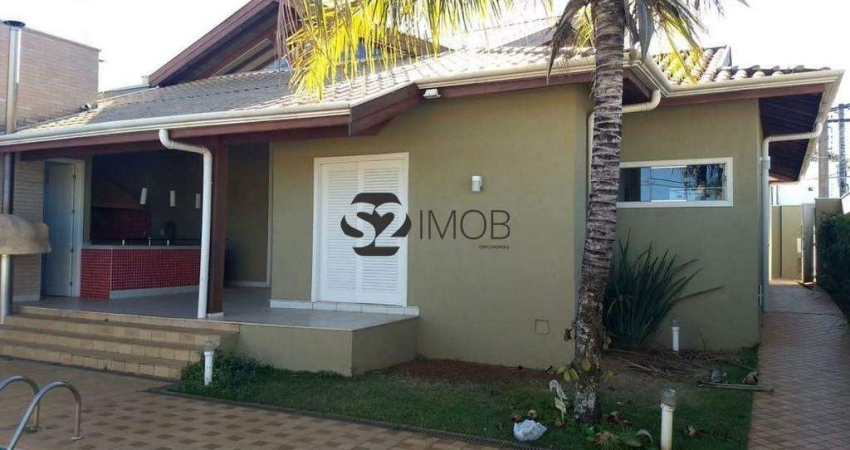 Casa para alugar em Nova Mogi de 235.00m² com 3 Quartos, 3 Suites e 2 Garagens