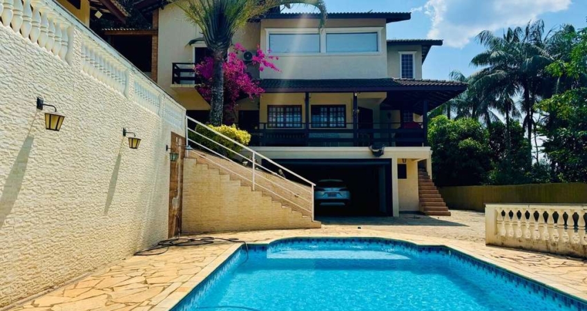 Casa de Condomínio para venda e aluguel em Santa Inês de 400.00m² com 3 Quartos, 2 Suites e 4 Garagens