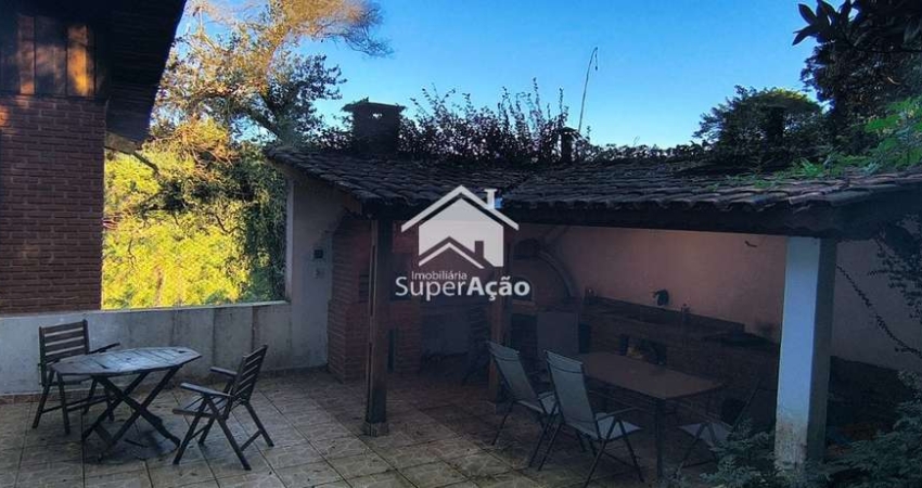 Casa de Condomínio para alugar em Caraguatá de 200.00m² com 3 Quartos, 1 Suite e 3 Garagens