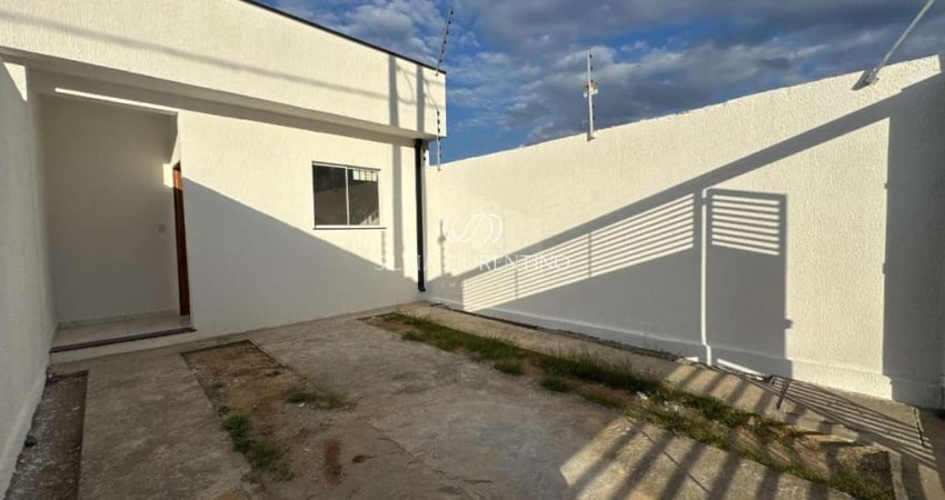 Casa para venda em Piracangaguá de 175.00m² com 2 Quartos, 1 Suite e 2 Garagens