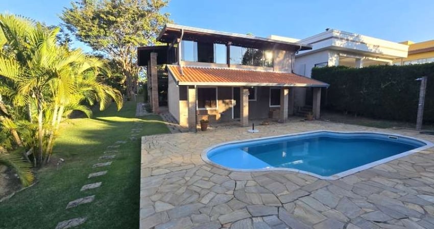 Casa de Condomínio para venda e aluguel em Lopes de 330.00m² com 4 Quartos e 6 Garagens