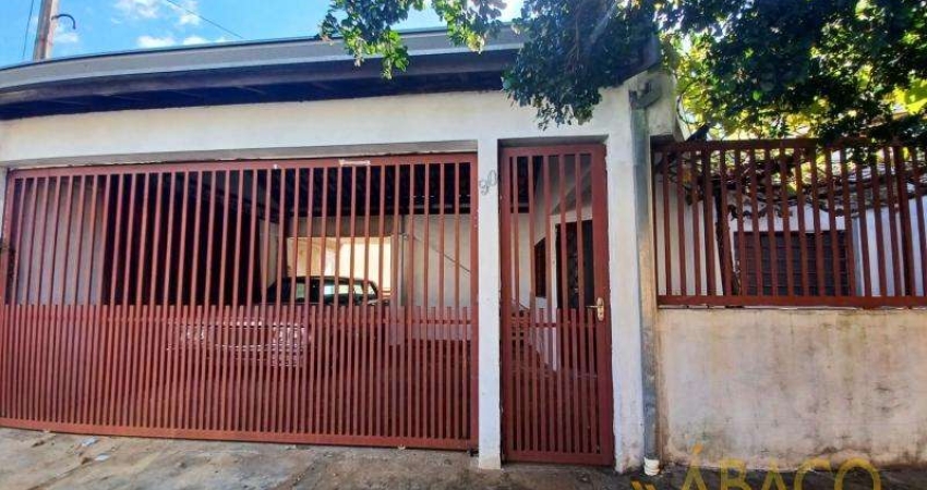 Casa para venda em Parque Santa Felícia Jardim de 150.00m² com 4 Quartos, 1 Suite e 2 Garagens