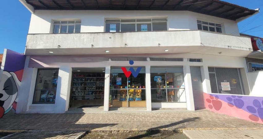Prédio Comercial para venda em Santa Felicidade de 150.00m² com 2 Garagens