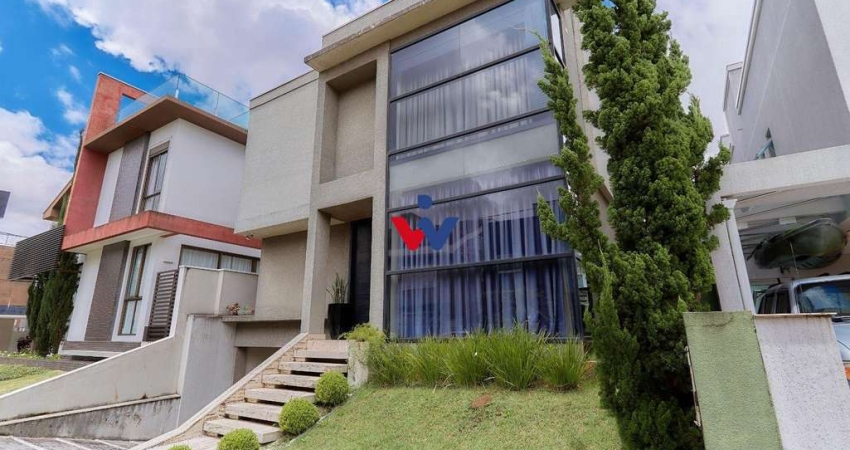 Casa para venda em Pinheirinho de 297.00m² com 2 Quartos, 1 Suite e 3 Garagens