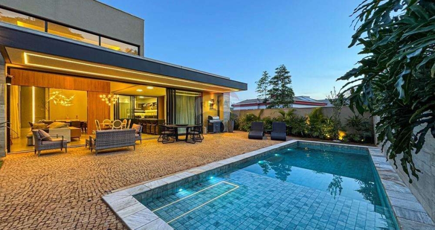 Casa de Condomínio para venda em Residencial E Empresarial Alphaville de 388.00m² com 4 Quartos, 3 Suites e 6 Garagens