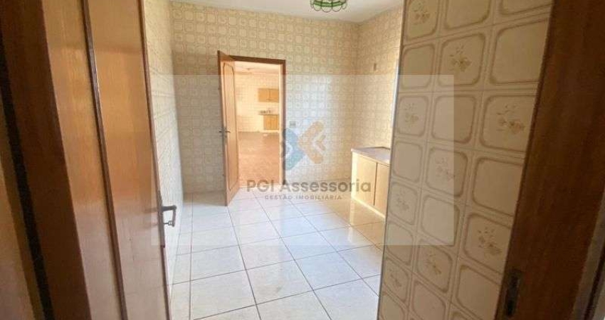 Casa para venda em Vila Aeroporto de 246.00m² com 3 Quartos, 1 Suite e 2 Garagens