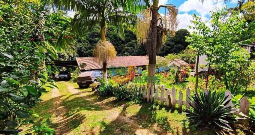 Fazenda / Sítio para venda em Sarapui De Cima de 7000.00m² com 5 Quartos e 1 Suite