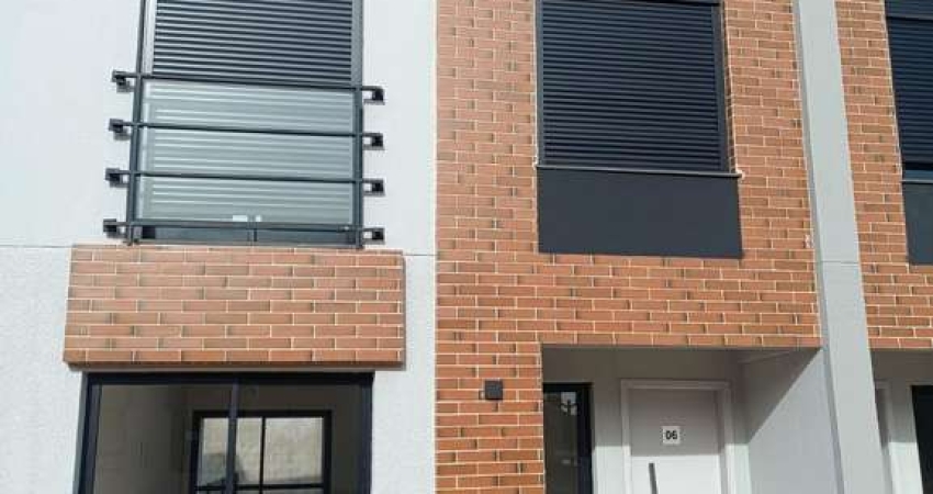 Casa de Condomínio para venda em Vila Santa Isabel de 92.00m² com 3 Quartos, 1 Suite e 2 Garagens