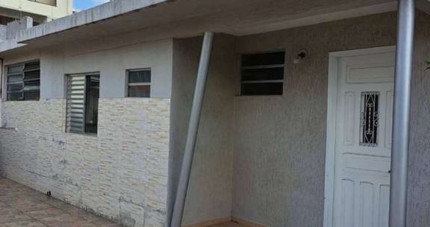 Casa para alugar em São José de 353.00m² com 2 Quartos, 1 Suite e 1 Garagem