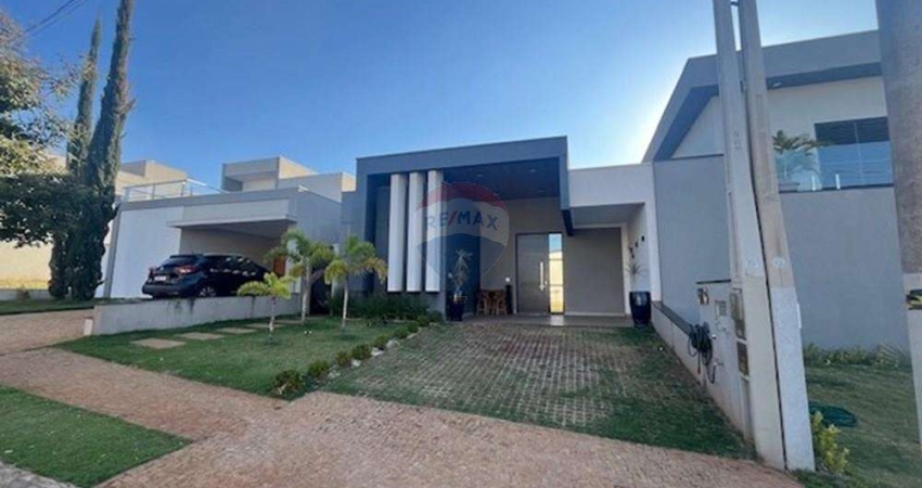 Casa de Condomínio para alugar em Jardim Cybelli de 152.85m² com 3 Quartos, 3 Suites e 2 Garagens