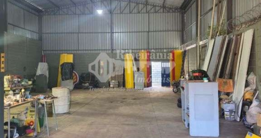 Galpão / Depósito / Armazém para alugar em Jardim Salgado Filho de 274.00m² com 1 Quarto e 4 Garagens