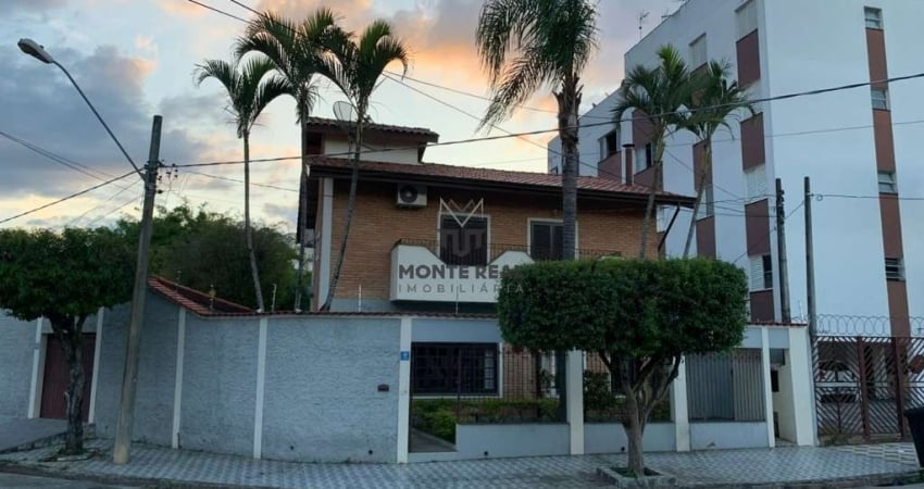 Casa para venda e aluguel em Vila Trujillo de 234.00m² com 4 Quartos, 1 Suite e 6 Garagens