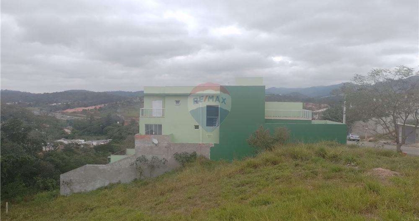 Casa para venda em Jardim Vale Verde de 222.00m² com 5 Quartos, 1 Suite e 2 Garagens