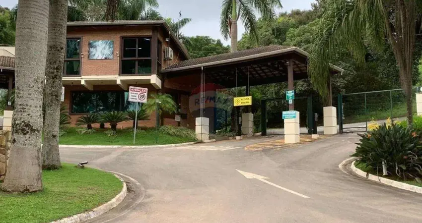 Terreno para venda em Jarinu de 1147.00m² com 4 Garagens