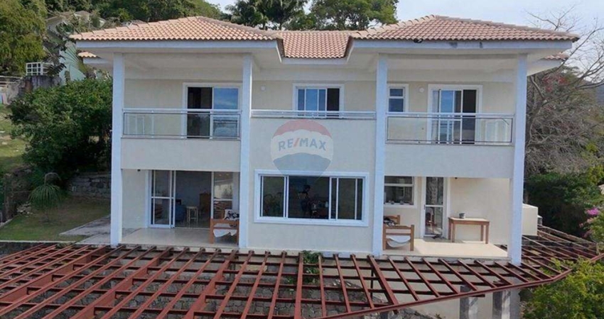 Casa de Condomínio para venda em Recreio Dos Bandeirantes de 257.00m² com 4 Quartos, 4 Suites e 4 Garagens
