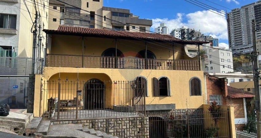 Casa para alugar em Gutierrez de 300.00m² com 5 Quartos, 2 Suites e 4 Garagens