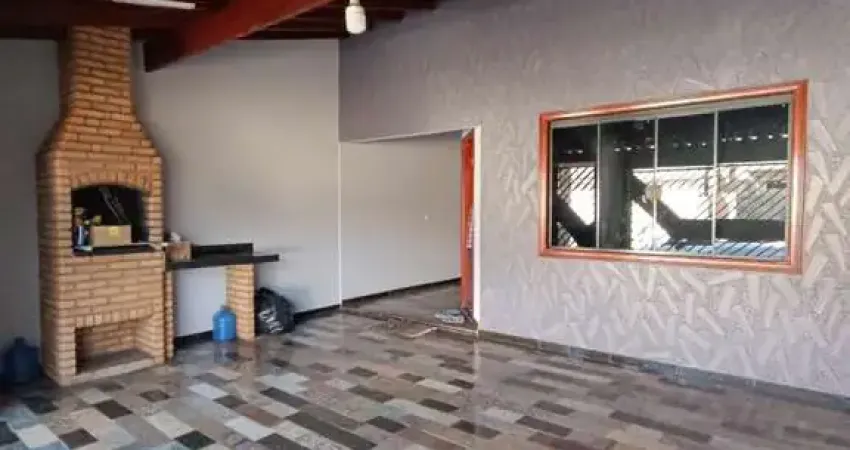 Casa para alugar em Jardim Brasília de 150.00m² com 3 Quartos, 1 Suite e 2 Garagens