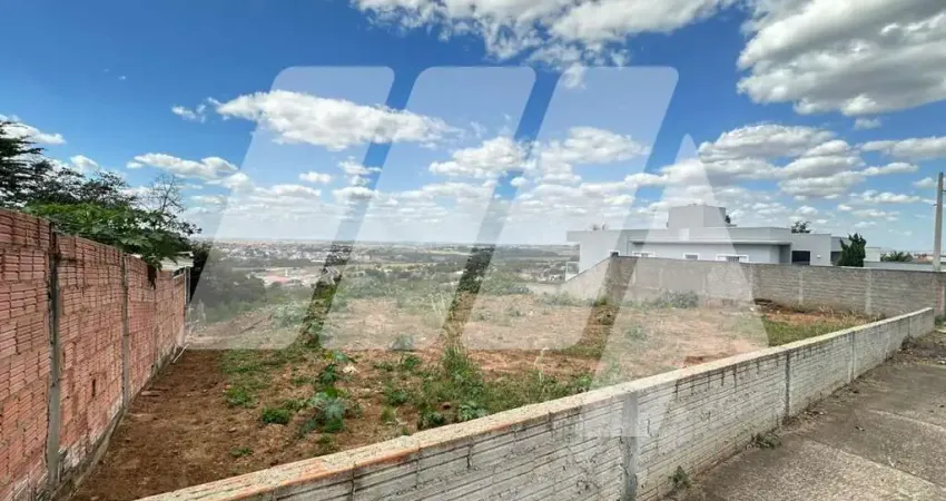 Terreno à venda no Centro, São Pedro 