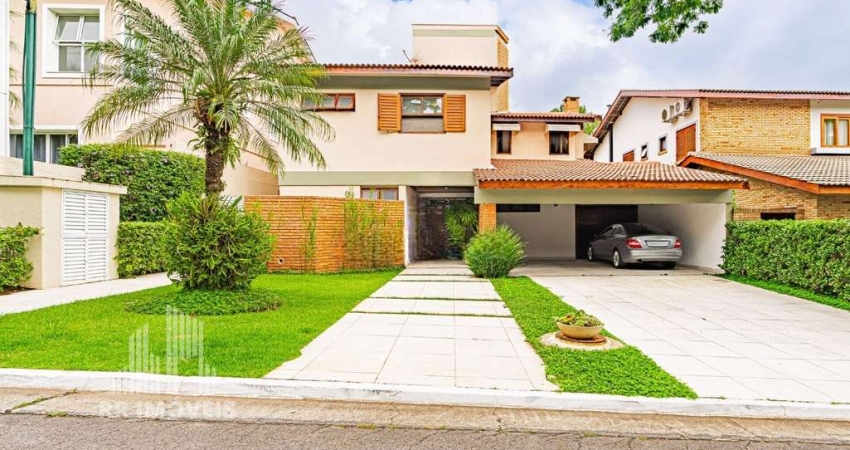 Casa para venda em Alphaville de 340.00m² com 3 Quartos, 3 Suites e 4 Garagens