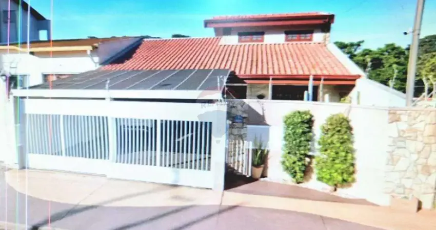 Casa para venda em Jardim Ipiranga de 253.00m² com 3 Quartos e 1 Suite