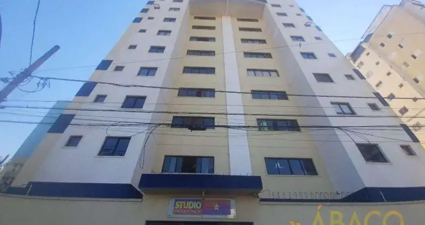 Apartamento para alugar em Centro de 215.34m² com 1 Quarto e 1 Garagem