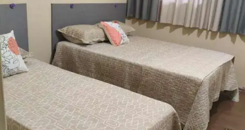 Casa para alugar em Centro de 100.00m² com 3 Quartos